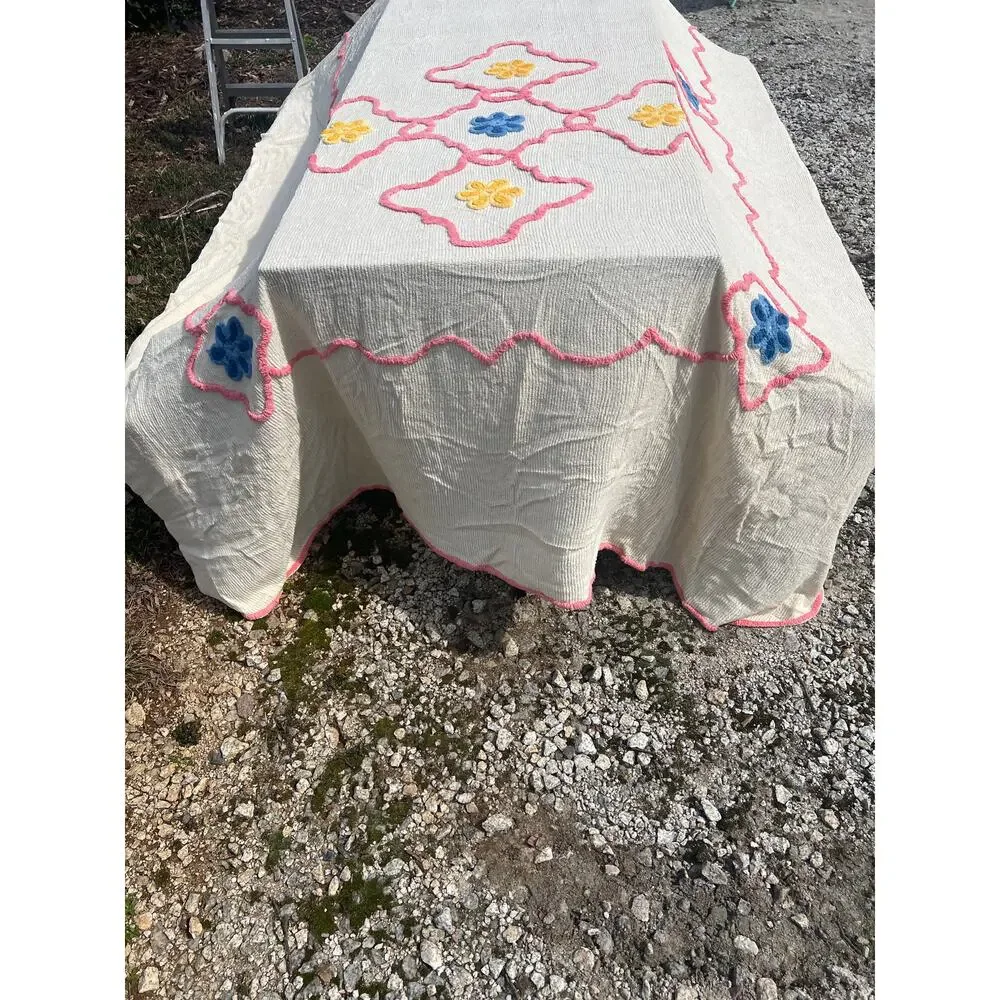 Vintage Chenille Bedspread Full Tufted Bedding Floral Cottagecore MCM - Picture 8 of 12